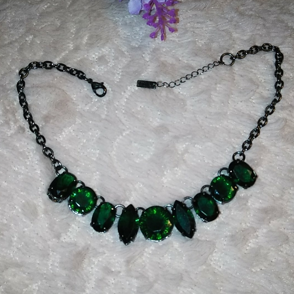 JewelMint 💚Emerald💙 Choker💚